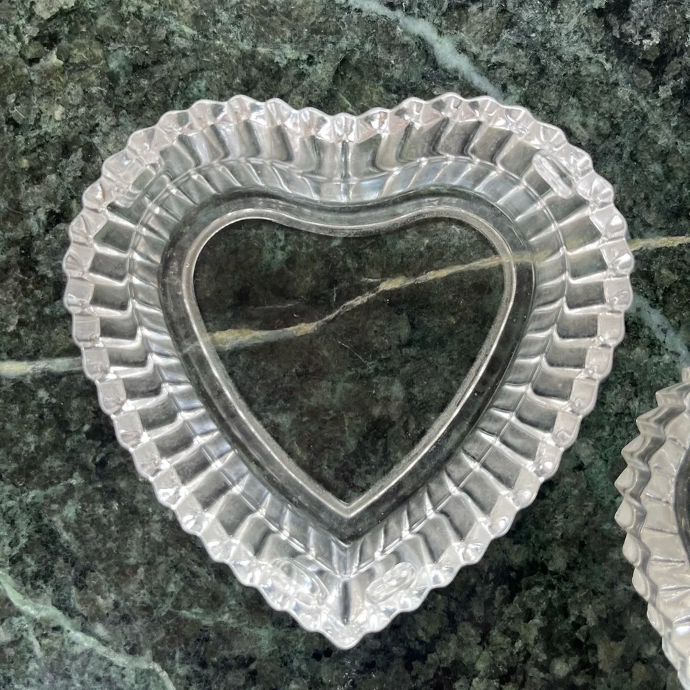 Vintage Heart-Shaped Crystal Jewelry Dish with Lid